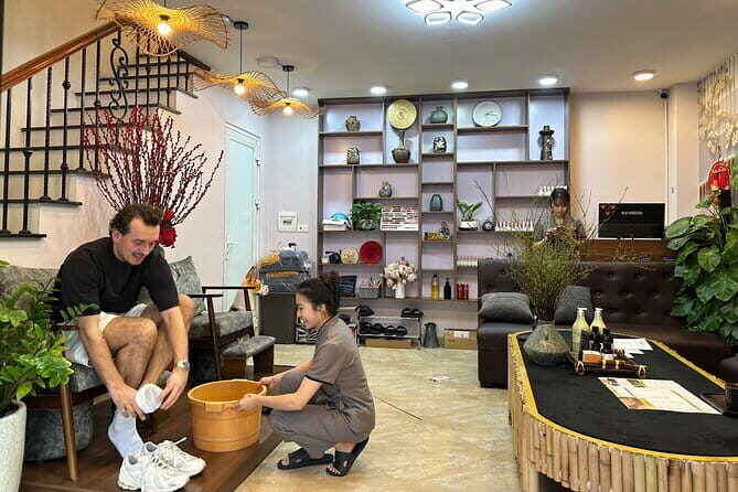 Hoang's Spa for Relaxing Foot Massage - Key Points