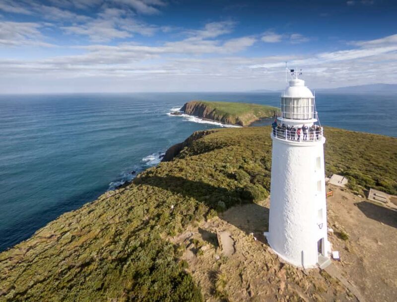Hobart: Bruny Island Tour with Hotel Lunch & Lighthouse Tour - Key Points