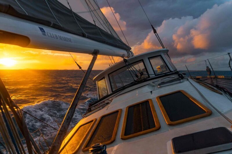 Hobart: Luxury Yacht Scenic Sailing Tour with Snacks - FAQ