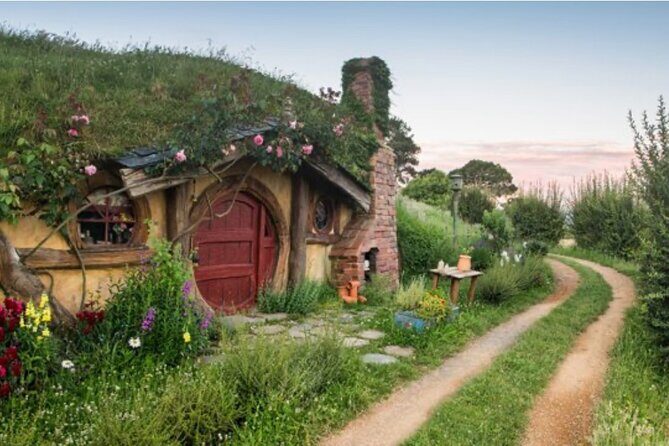 Hobbiton and Waitomo Caves Arrive in Comfort and Style - Value and Practical Considerations
