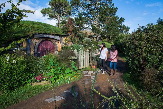 Hobbiton Movie Set day tour From Auckland - Key Points