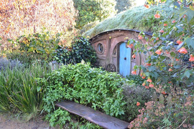 Hobbiton Movie Set day tour From Auckland - The Scenic Drive and Photo Stops
