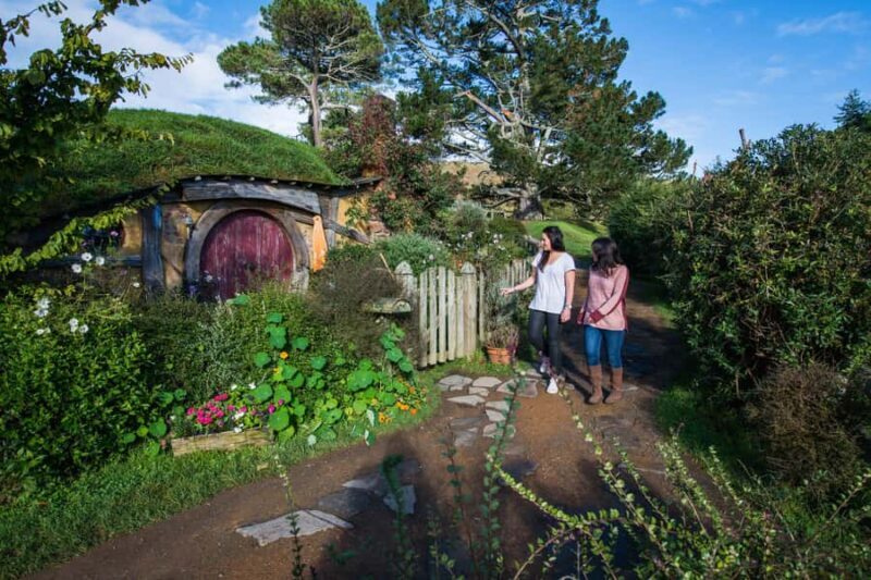 Hobbiton Movie Set & Te Puia Geothermal Valley Private Tour - How We Rate the Experience