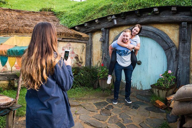 Hobbiton Movie set & Waitomo Caves Small Group Tour From Auckland - The Sum Up: Is This Tour Right for You?