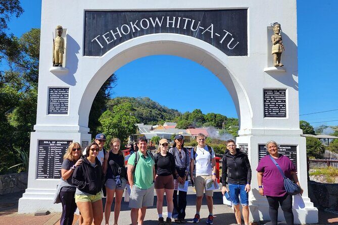 Hobbiton & Rotorua Mori Village with Lunch from Auckland - FAQ