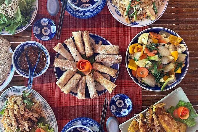 Hoi An Ancient Town Walking Street Food Tours with Night Market - An In-Depth Look at the Experience