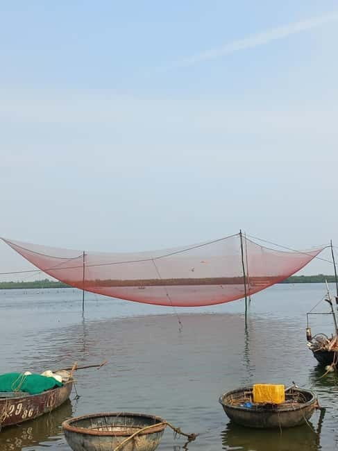 Hoi An : Basket Boat , River Cruise and Making Lantern Class - Who Will Love This Tour