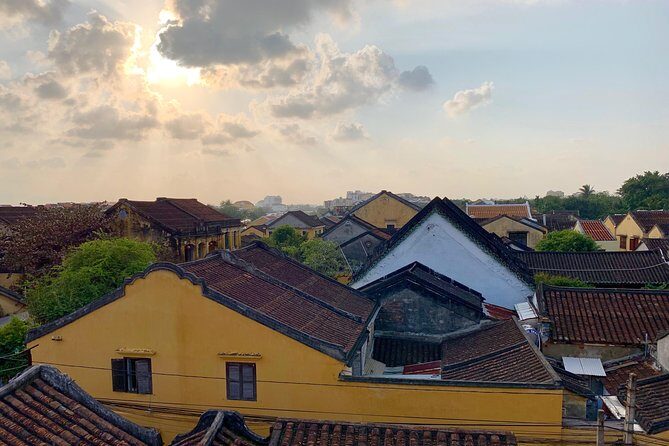 Hoi An By Night with Boat Trip and Foot Massage - FAQs
