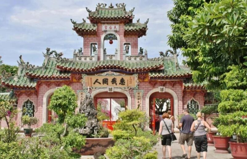 Hoi An City Tour - Boat Ride & Release Lantern: HoiAn/DaNang - The Boat Ride & Lantern Release: The Heart of the Experience