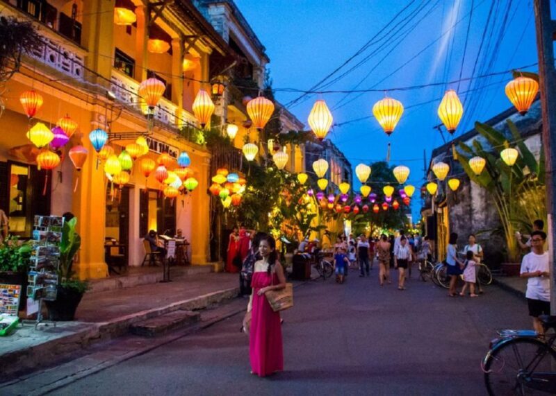Hoi An City TourBoat RideRelease Flower Lantern on river - Who Should Consider This Tour?