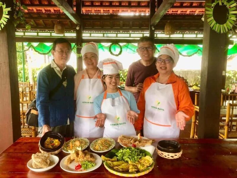 Hoi An Cooking Class in Tra Que Organic Vegetable Village - What Makes This Tour Stand Out