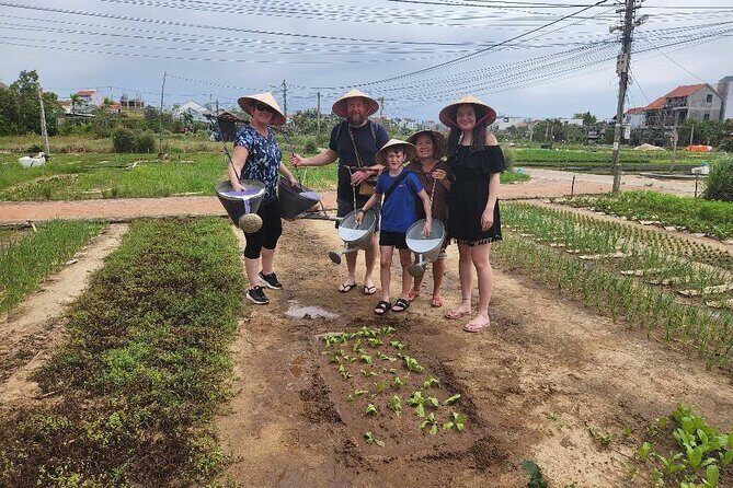 Hoi An Farming , Cooking Class, Foot Massage & Hoi An Walking Tour - Visiting Tra Que Village: Organic Farming Up Close