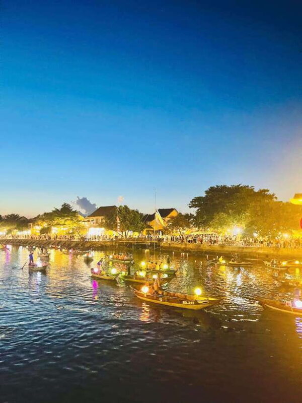 Hoi An: Lantern Boat Ride on the Hoai River - Authenticity and Reviews