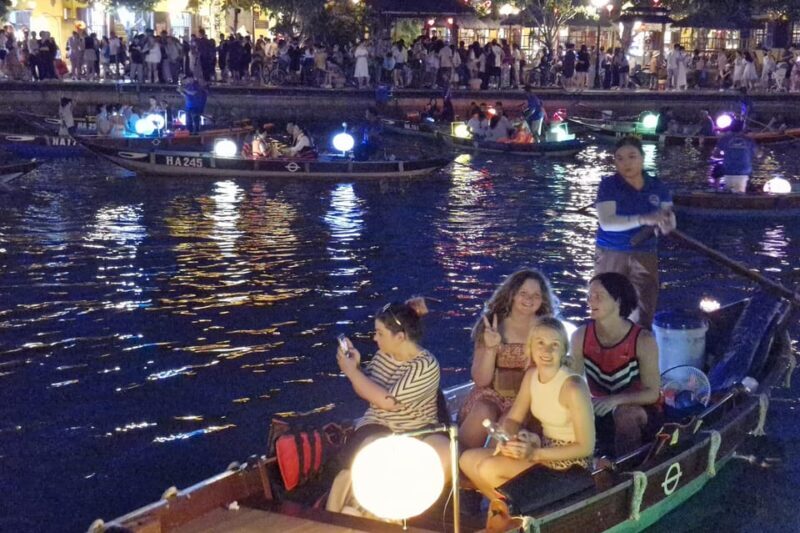 Hoi An : Lantern Boat Ride & Release Lanterns - Who Will Love This Experience?