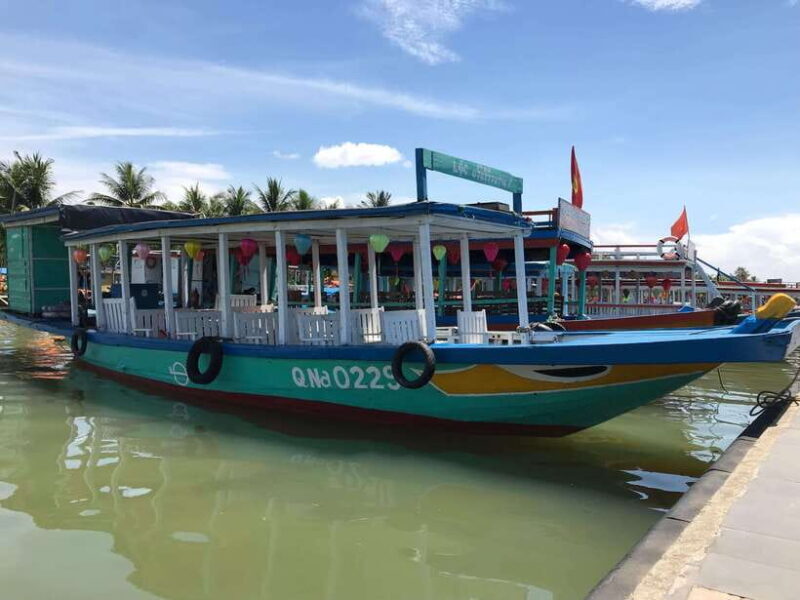 Hoi An: My Son Ruins; Bus-Boat-Cultural Show-Lunch-Guide - Key Points: