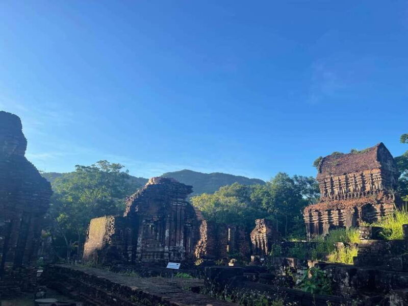 Hoi An: My Son Ruins: Guide-Bus-Boat-Cultural Show-Lunch - What the Reviews Say