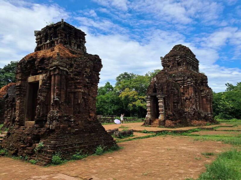 Hoi An: My Son Sanctuary W Guide , Champa Show, Boat & Lunch - Key Points
