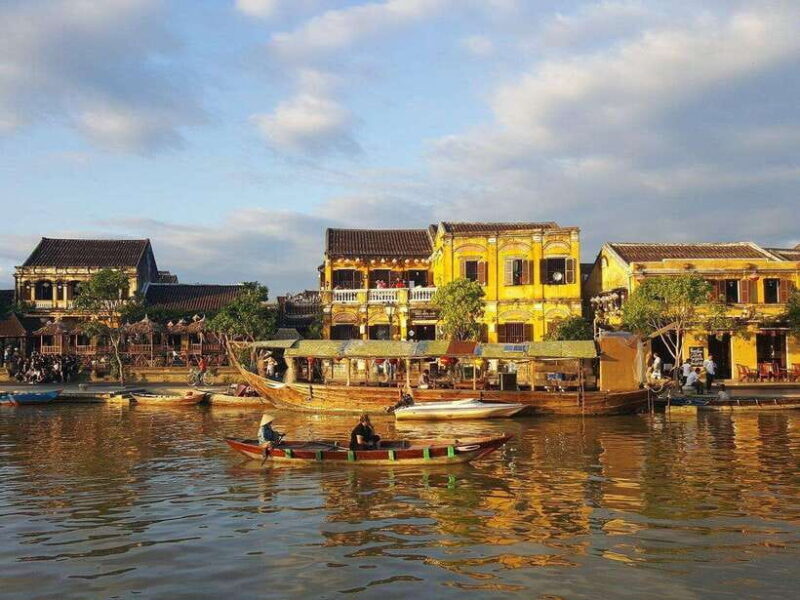 Hoi An: Private Lantern Cruise on the Thu Bon River - Key Points