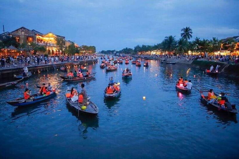 Hoi An: Private Lantern Cruise on the Thu Bon River - A Close Look at the Experience