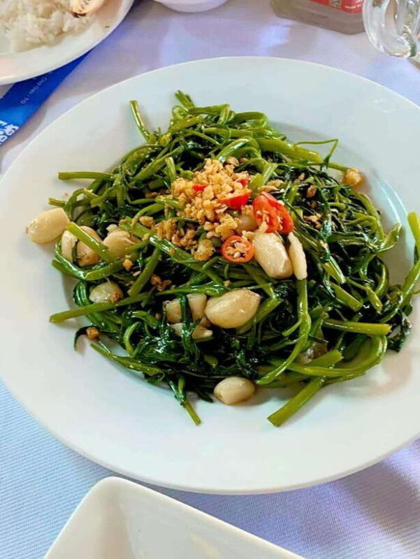 Hoi An seafood, tropical fruits tasting and making lantern. - Why This Tour Offers Good Value