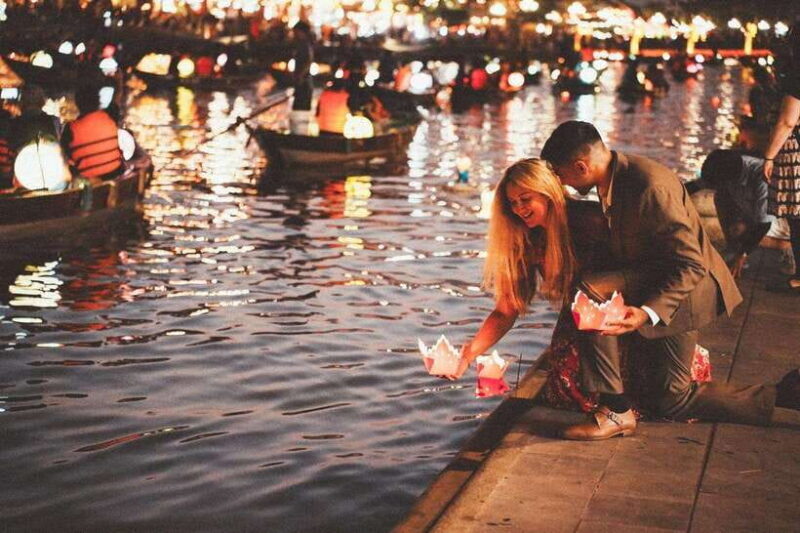 Hoi An: Sunset Boat Proposal & Couple Photoshoot Tour - The Three Proposal Options