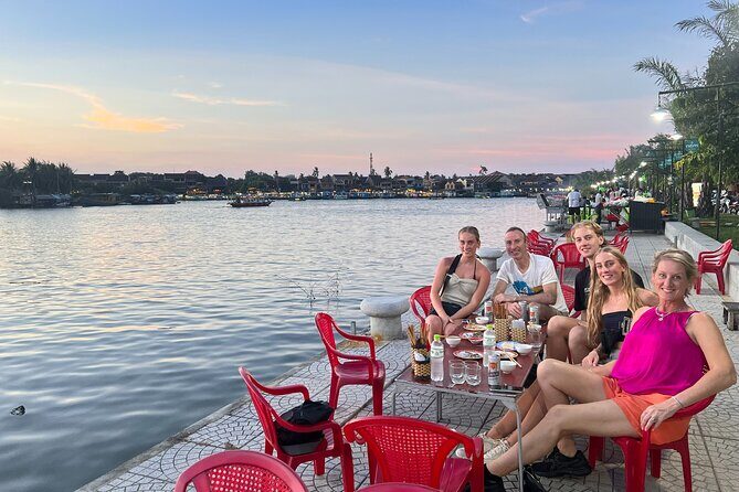 HOI AN Sunset Food Tour - Night Market - Lantern Streets - Key Points