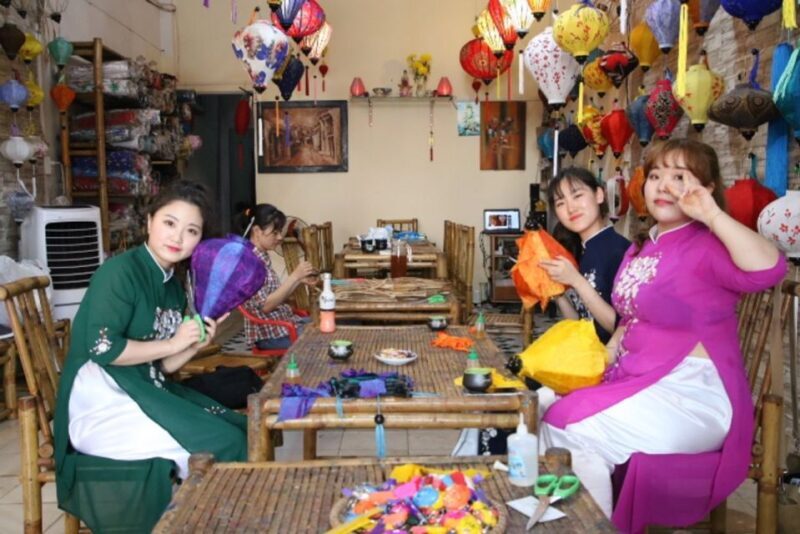 Hoi An: Vietnamese Foldable Lantern Making Class - A Closer Look at the Experience