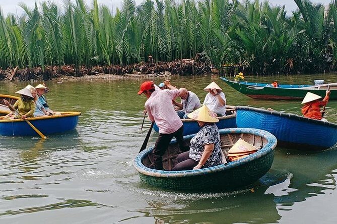 Hoi An Village Experience Tour with 3 Villages in Hoi An - Tra Que Vegetable Village: Farming with a Twist