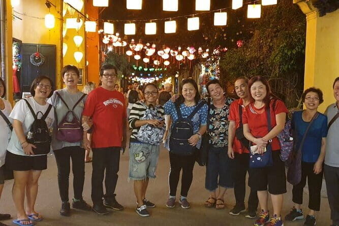 Hoi An Walking Tour, Sampan Boat Trip , Foodie Tour by Night - Key Points