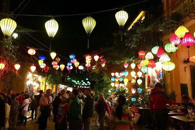 Hoi An Walking Tour with Night market, Colourful Lanterns,Boat Ride(PrivateTour) - The Experience of the Night Market and Lanterns