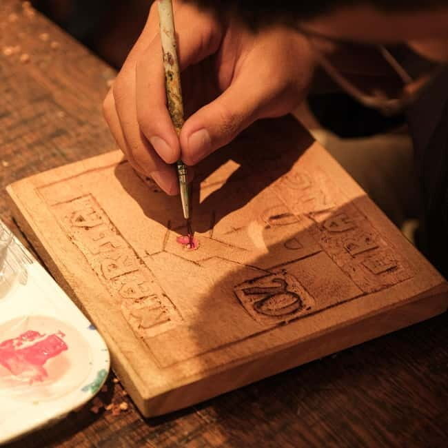 Hoi An: Woodblock Carving Workshop with Local Artist - Practical Details