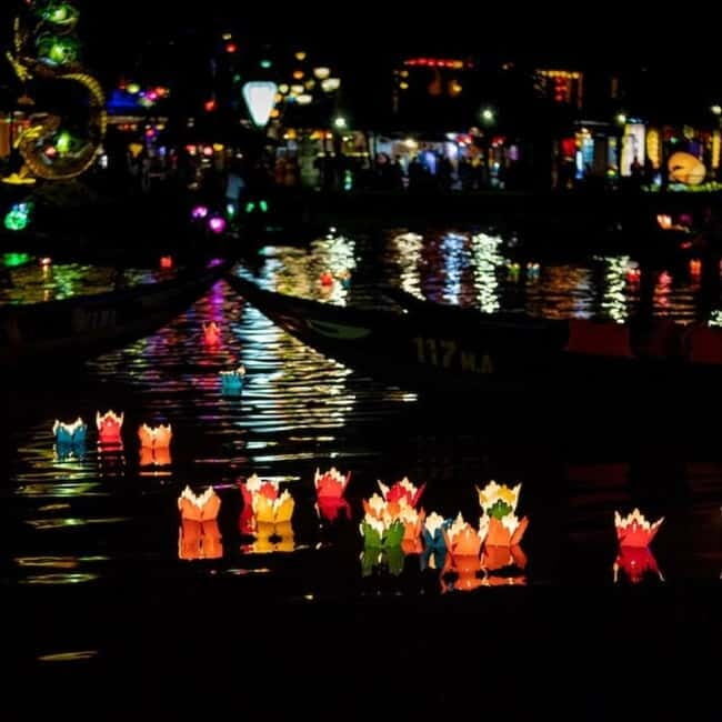 Hoi An:Traditional Boat Ride with Lantern Release Experience - Key Points