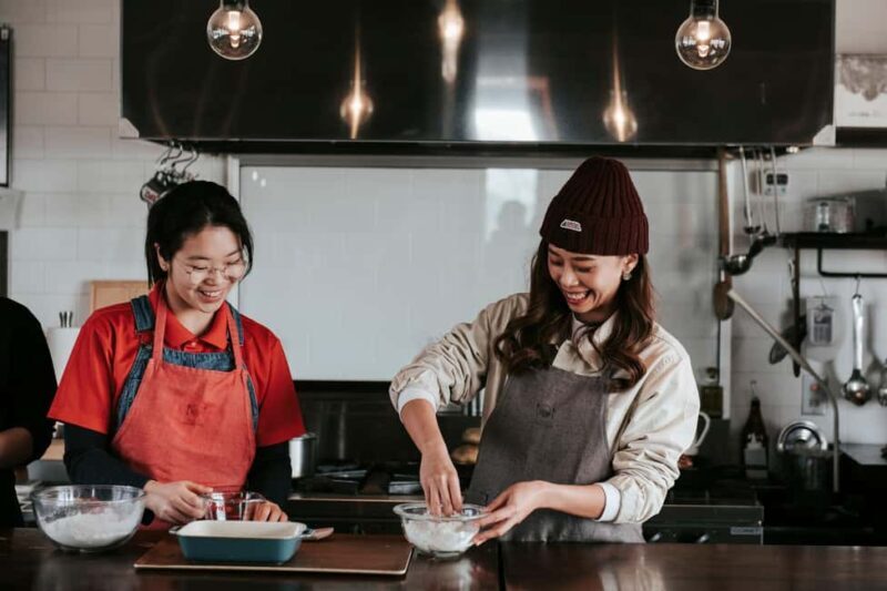 Hokkaido Nature and Gourmet Experience (near Lake Toya) - Key Points