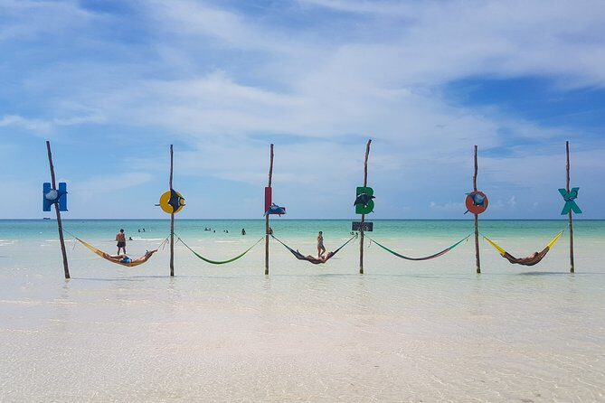 Holbox, all its beauty in 1 day (round trip, lunch and guided visit included) - Pricing and Value