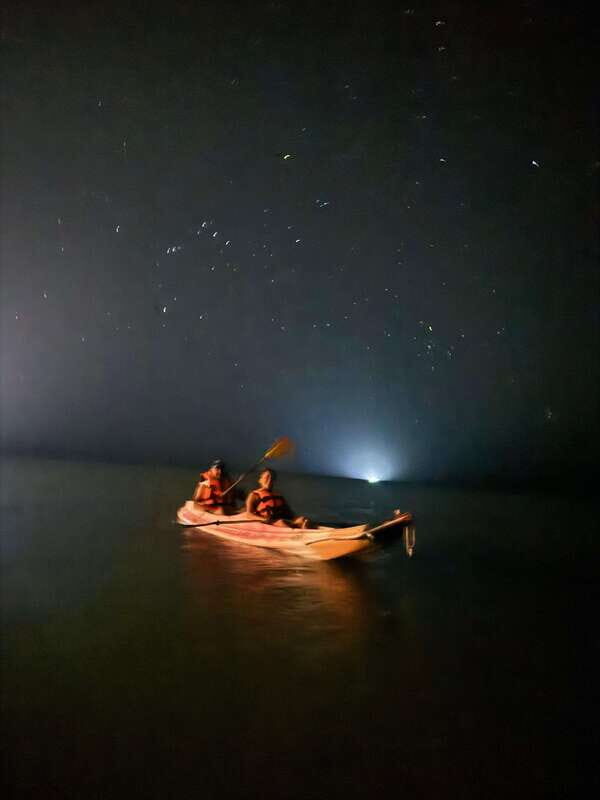 Holbox: Bioluminescence by Kayak and Stargazing. - Key Points
