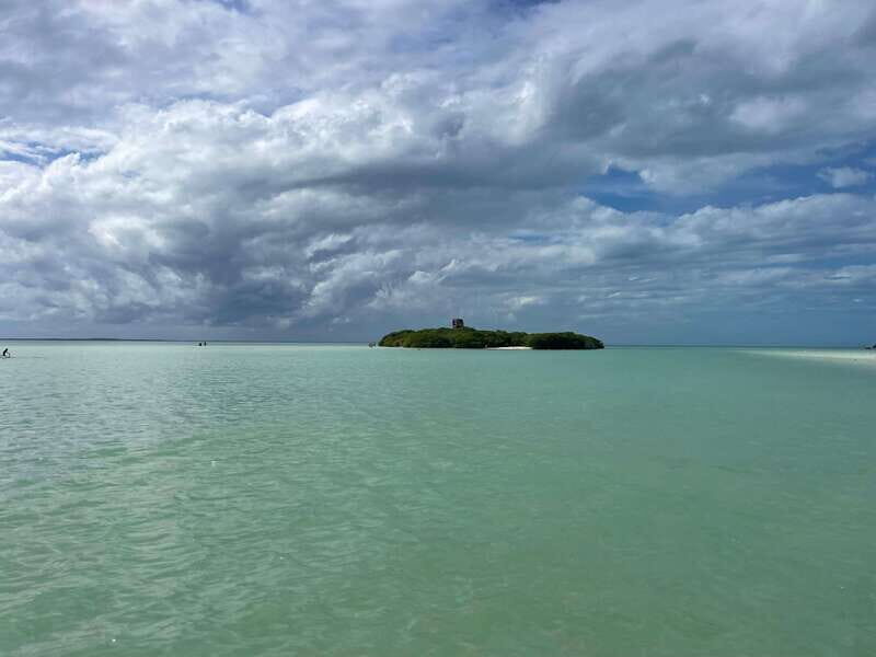 Holbox: Punta Mosquitos, Yalahau, & Pasión Island Boat Tour - The Sum Up