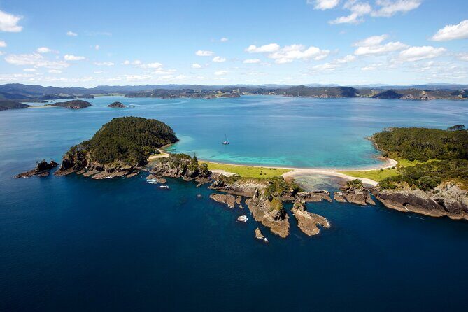 Hole in the Rock Cruise & Island Stopover (Half Day) - Who Will Love This Tour?