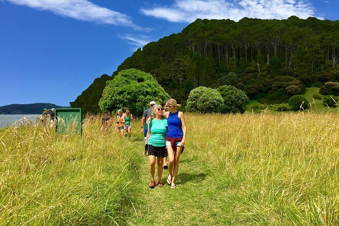 Hole in the Rock Cruise & Island Tour - with two island stopovers - Practical Aspects