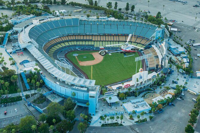 Hollywood and Beyond Helicopter Tour from Long Beach - FAQ
