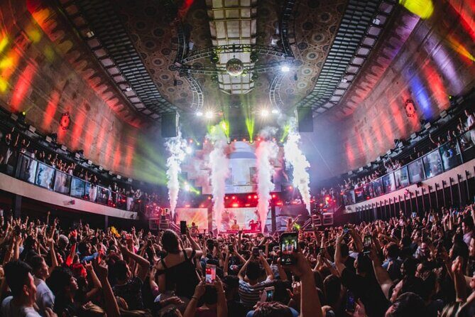 Hollywood Club Crawl in Los Angeles - Analyzing the Value