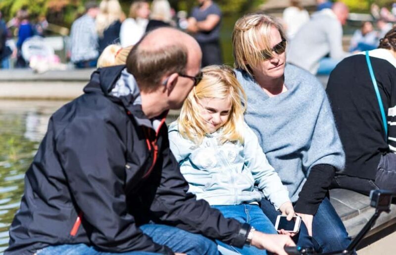 Hollywood in Central Park: Celebrity Hotspots Rickshaw Tour - Price and Value