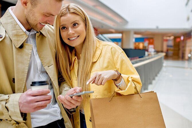Honeymoon in Vancouver -Couple City Day Tour (Private) - FAQs