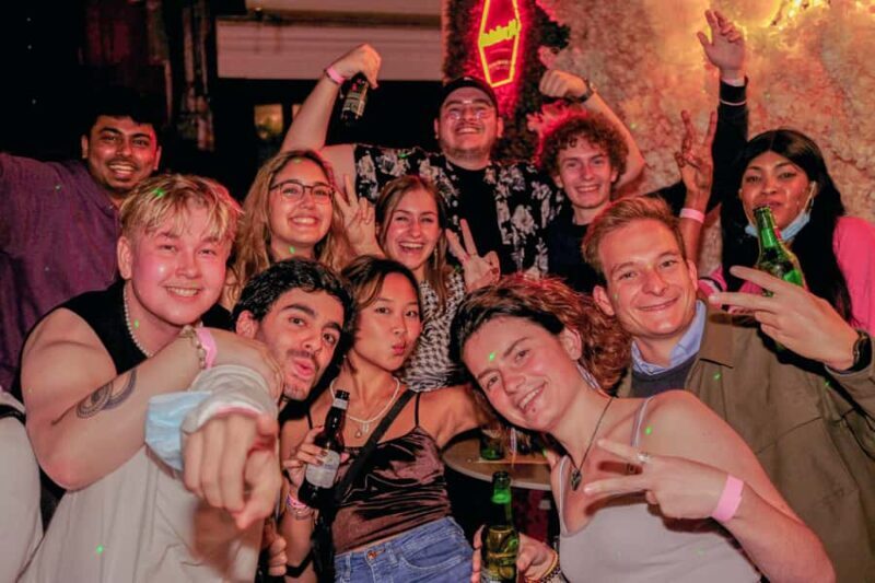 Hong Kong: 3-Hour Lan Kwai Fong Pub Crawl - A Practical Look at the Hong Kong: 3-Hour Lan Kwai Fong Pub Crawl