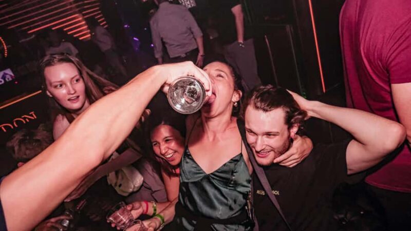 Hong Kong: 3-Hour Lan Kwai Fong Pub Crawl - Frequently Asked Questions