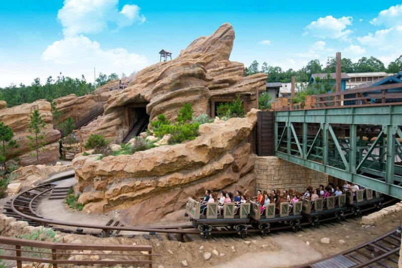 Hong Kong Disneyland: Non-Stop 2-Day Fun Ticket - Authentic Insights from Other Travelers