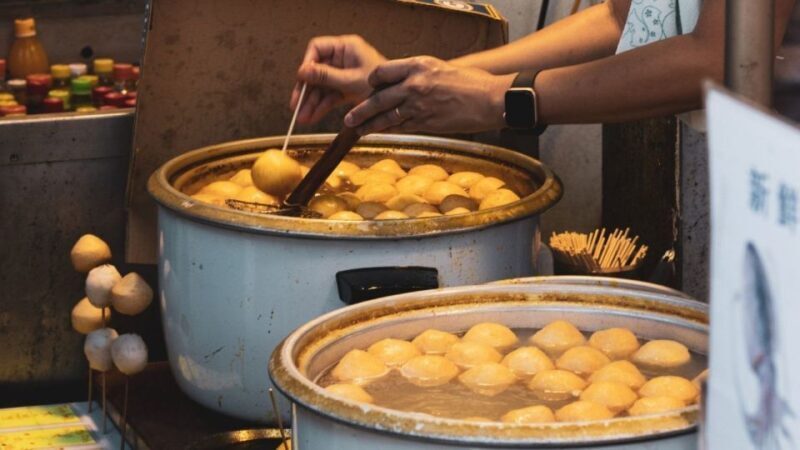 Hong Kong: Dolphin Cruise, Big Buddha, & Lantau Island Tour - Exploring Lantau Island: What This Tour Offers