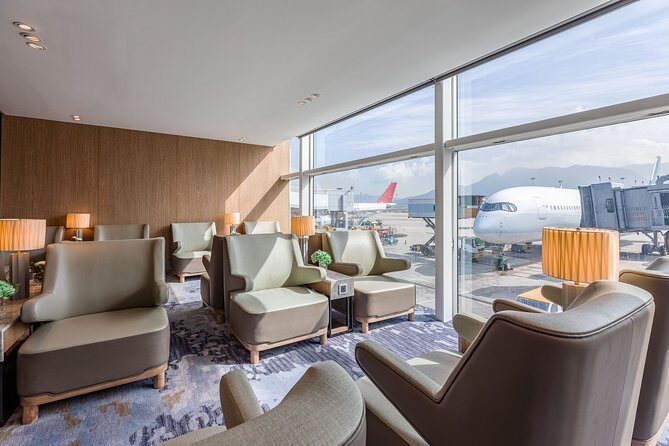 Hong Kong International Airport Plaza Premium Lounge - Who Should Consider This Lounge?