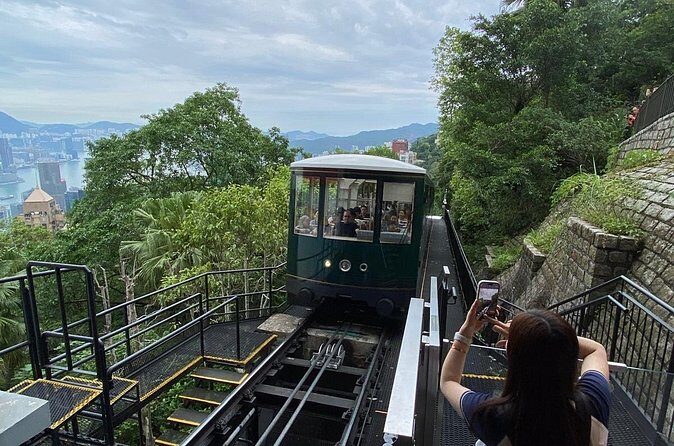 Hong Kong Peak Tram with Tour Guide/Skip the line/Fastlane - What Travelers Say