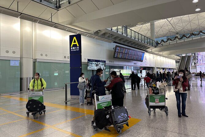 Hong Kong Private Arrival Transfer Driver Meet and Greet: Airport to Hotel - Timing and Punctuality