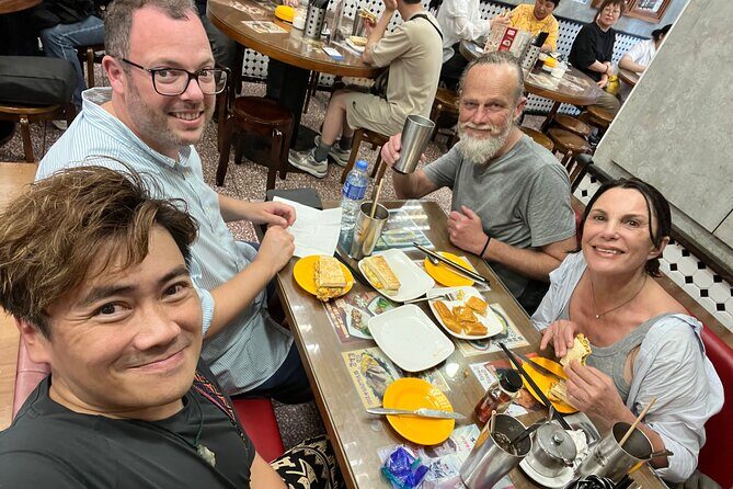 Hong Kong Private Food Tour with Michelin Street Food - Practicalities and Considerations